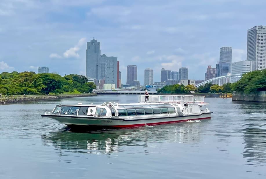 【東京水辺ライン】11月イベントクルーズは水上バスで行くラグジュアリーツアー ～メズム東京のスイーツティータイムと夕暮れの庭園散策～