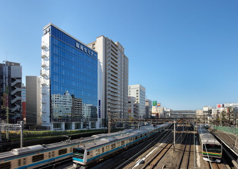 （株）臨海では教育熱の高まりを受けて今春、東京・神奈川・千葉に計8校を新たに開設