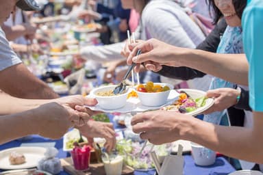 島野菜の恵みをいただくロングテーブルランチ