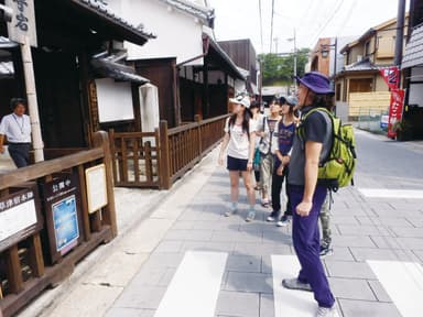 授業参考例(3)草津市と連携して行った街道の景観を考えるフィールドワー