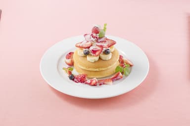 『カフェ・ナチュレ』たっぷりいちごのパンケーキ