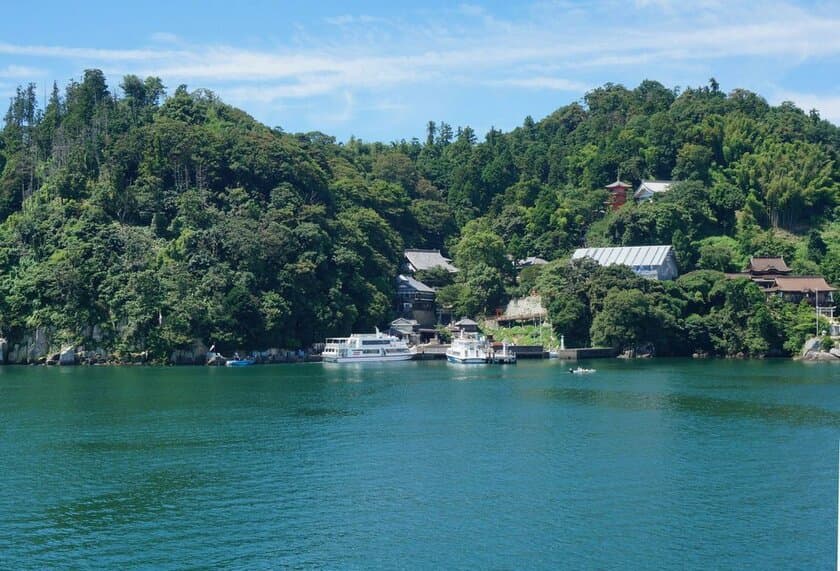 今年は内容をさらに拡充！びわ湖4島を巡る船旅！
ぐるっとびわ湖島めぐり 運航開始
5月26日（土）より本年度運航をスタートします