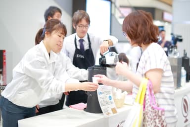 〈京都会場〉コーヒーの試飲