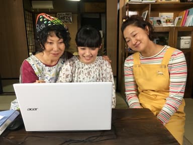 室井滋さん、八木優希さん、虻川美穂子さん