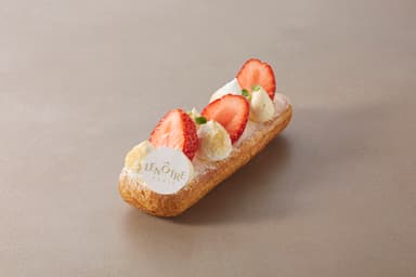 Eclair Gourmand Fraise(エクレール グルマン フレーズ)期間限定