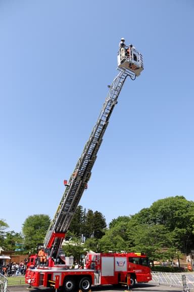 消防はしご車　上昇体験