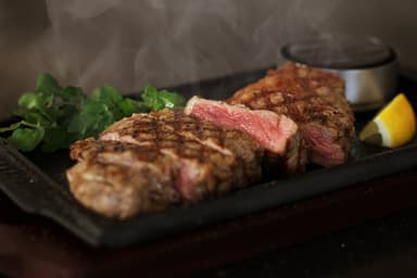 ステーキNo.1 STEAK THE FIRSTイメージ