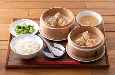 ＜2種シューマイ定食(平日ランチ)＞800円(税込880円)