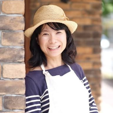 岡田由貴子先生