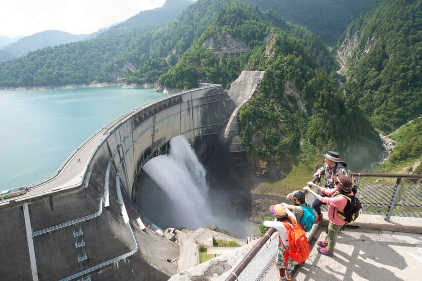 極上の避暑地・立山黒部アルペンルート、
夏山シーズン到来！