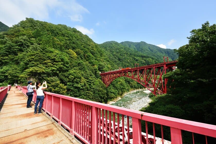 黒部峡谷鉄道が北陸県民限定でお得な運賃にて乗車可能な
「北陸県民デー」割引を9月1日から実施