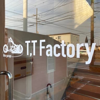 T&#44;T Factory