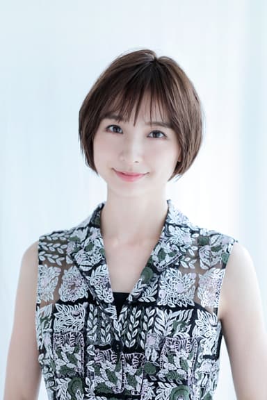 篠田麻里子さん