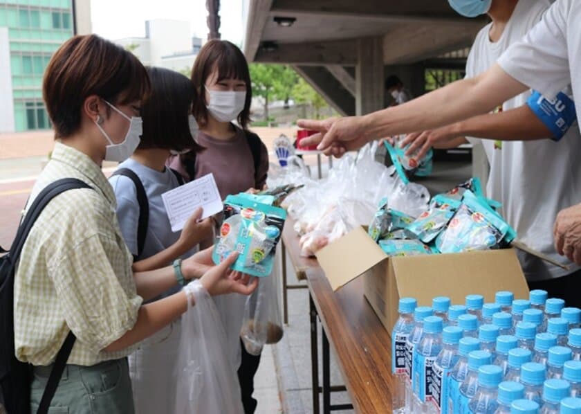 コロナ禍で困窮した学生に食の支援　
～年末年始を控え四天王寺大学からの贈り物～