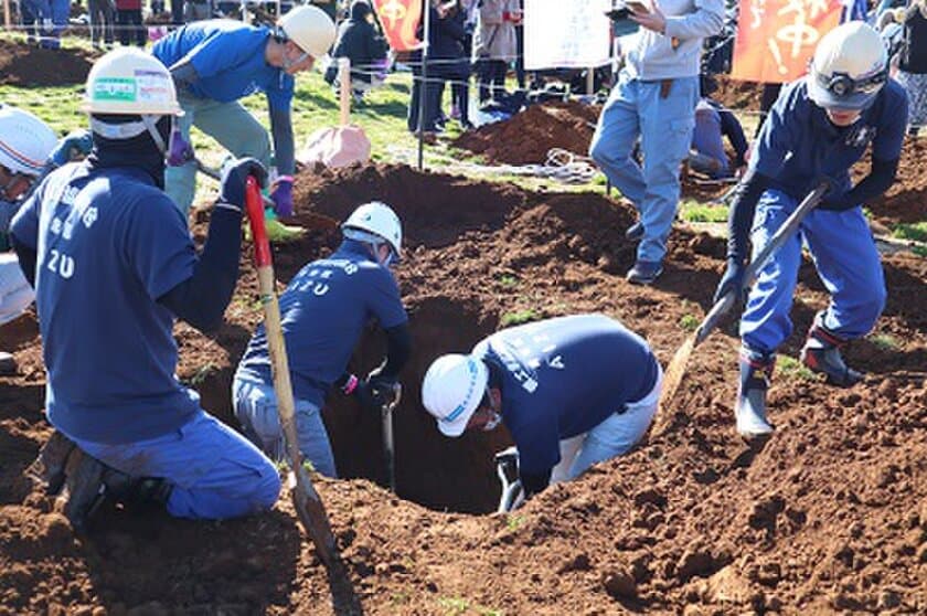 2年振りに開催決定！withコロナで、再び蘇る穴掘りへの情熱　
「全国穴掘り大会」2022年1月7日(金) 参加予約の受付を開始