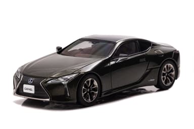 LC500h PATINA Elegance Terraine Khaki Mica Metallic：前