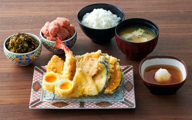 やまみ定食