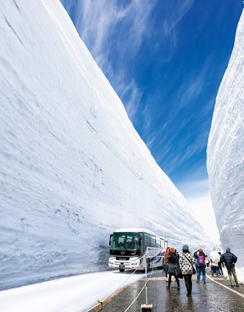 立山黒部アルペンルート　2022年4月15日(金)より、
2022立山黒部・雪の大谷フェスティバルを開催！