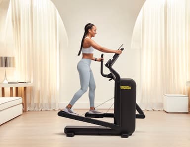 Technogym　Elliptical　1