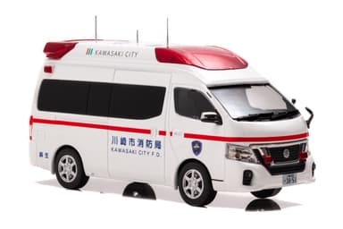 CARNEL 1/43 日産 パラメディック 2018 神奈川県川崎市消防局高規格救急車：右前