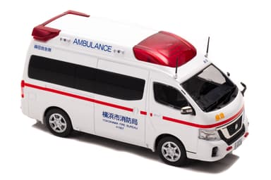 CARNEL 1/43 日産 パラメディック 2018 神奈川県横浜市消防局高規格救急車：右前