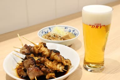 もつやき盛り合わせとビール