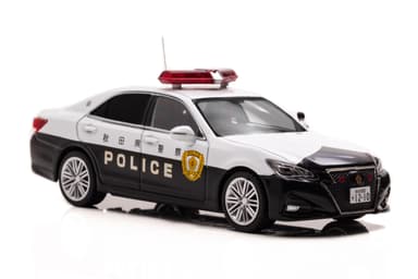 1/43 トヨタ クラウン アスリート (GRS214) 2019 秋田県警察高速道路交通警察隊車両：右前