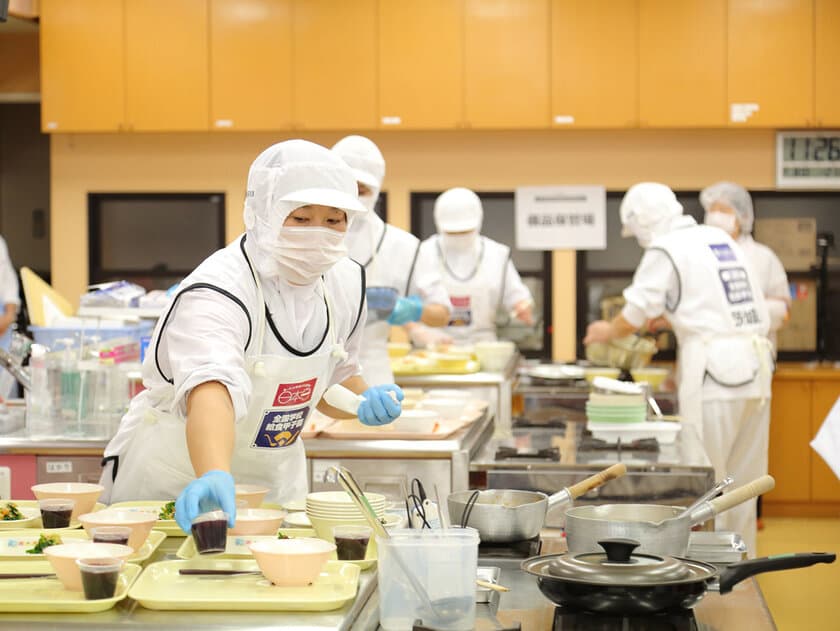 「第17回全国学校給食甲子園」決勝大会に出場する
7代表を発表