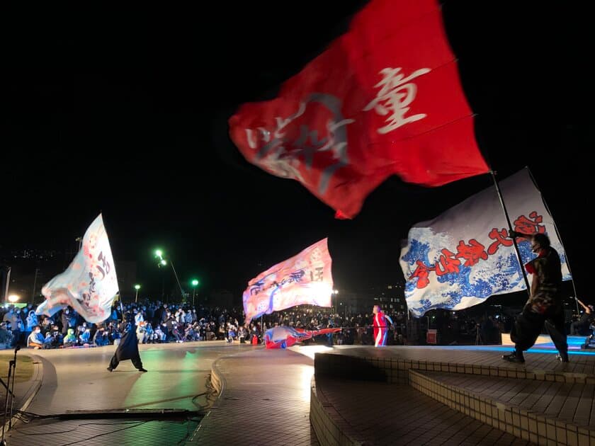 伊東の冬の夜空を彩る光の舞！
第25回　とっておき冬花火大会＆冬のよさこいソーズラ祭り開催！
(12/24 静岡)