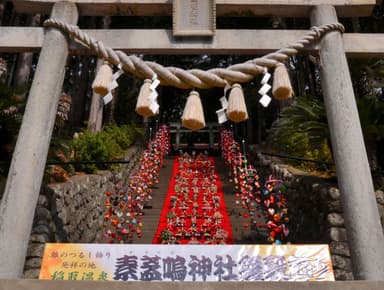 素盞鳴神社雛段飾り4