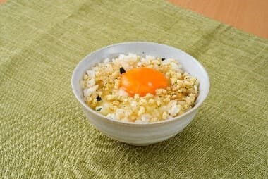 悪魔めし卵かけご飯　調理例