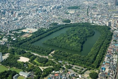 仁徳天皇陵古墳（写真提供・堺市）