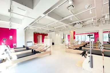 ※「URBAN CLASSIC PILATES」※写真は代々木上原店ではございません