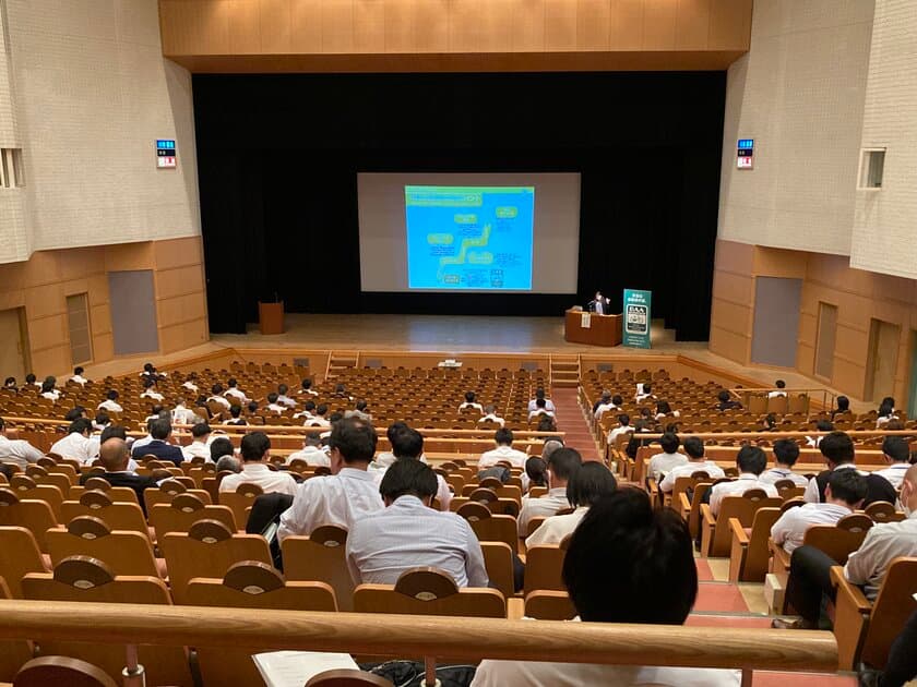 ＜自転車の安全利用促進委員会レポート＞
中学生の自転車事故件数全国ワースト2位の香川県　
小・中・高等学校、特別支援学校教員
約190名が自転車通学指導について学ぶ