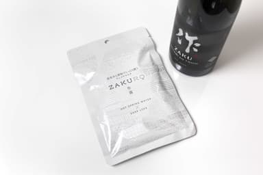 日本酒「作」の酒粕を使用した「ZAKUROしっとりフェイスマスク」新発売