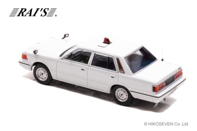 1/43 日産 セドリック (YPY30改) 1985 神奈川県警察高速道路交通警察隊車両 (覆面 白)：左後