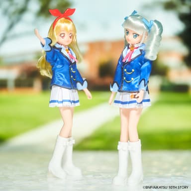 Dress Up Style アイカツ！星宮いちご～オーロラキスコーデセット～／Dress Up Style アイカツ！藤堂ユリカ～ゴスマジックコーデセット～(制服セット イメージ1)