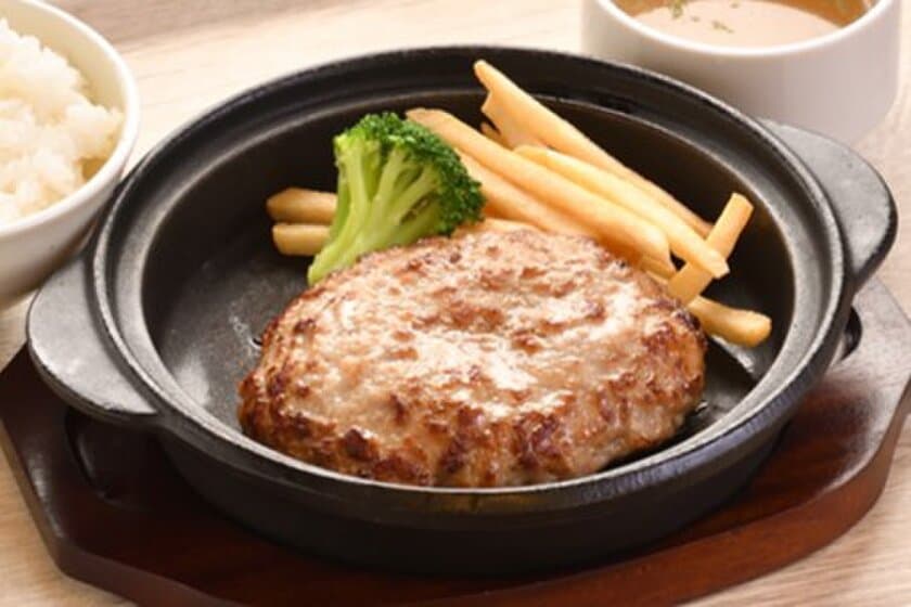 旨味のある肉汁たっぷりのハンバーグが味わえる
「ファイヤーバーグ」イオン平岡店が10/19にオープン！