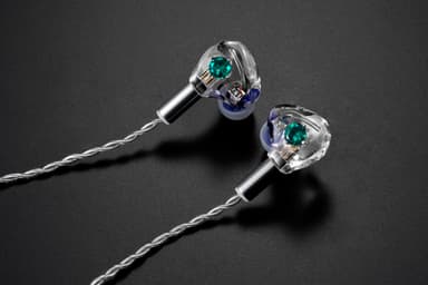 インイヤーモニター「CF-IEM」