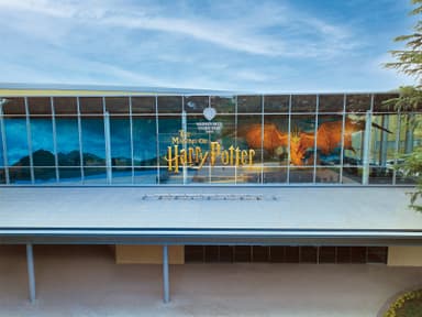 ‘Wizarding World’ and all related names&#44; characters and indicia are trademarks of and (C) Warner Bros. Entertainment Inc. - Wizarding World publishing rights (C) J.K. Rowling.