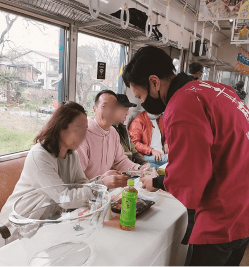 伊賀の銘酒を列車で味わう！
『利き酒とれいん』を運行します！