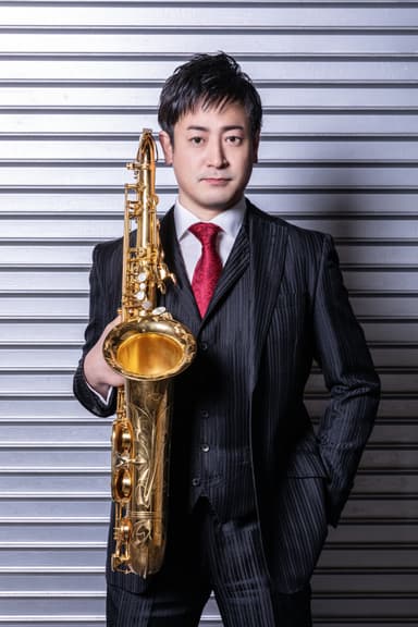 有村純親(Sax)