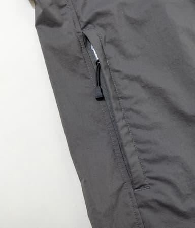 RECYCLED NYLON DRESS JACKET_zip pocket