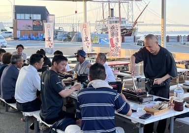 浜焼き風景