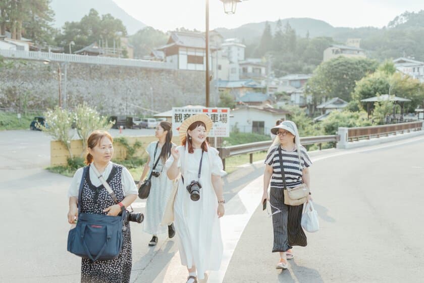 長野県上田市に「カメラ女子」20名が大集合！
地域の魅力を撮影し、情報拡散へ取り組むツアーを開催します