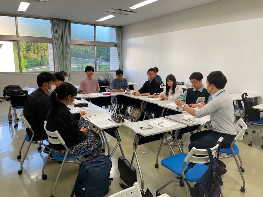 京都府北部のオモロイ企業が大集結！学生と一緒に考えた
移住＆就活の情報収集が同時にできるイベントを12/20に開催！