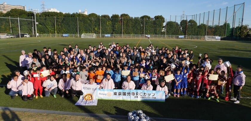 タミヤホーム社員で元サッカー選手・井指 楓が
「第7回東京国分寺RCカップ少年少女サッカー大会」で指導