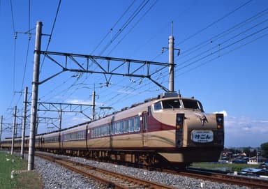 (Photo_18)　1720系デラックスロマンスカー　撮影年・製造年不明　東武鉄道　東武博物館蔵