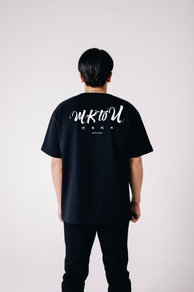 “MKtoU”T-shirts_BLK_2