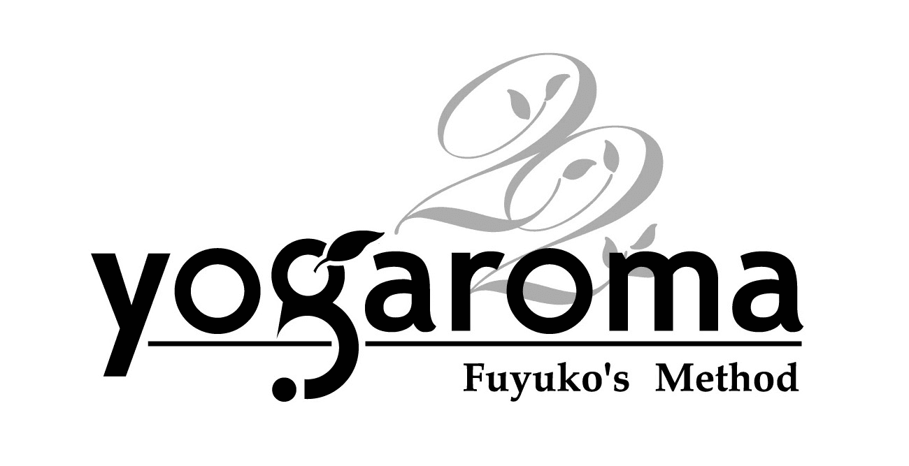 オリジナル呼吸法でアロマを体内に取り込む、新しいヨガ「Yogaroma」
都内のクリニックなど各施設にて2014年9月より導入開始　
～ 香りとポーズのコラボレーション ～